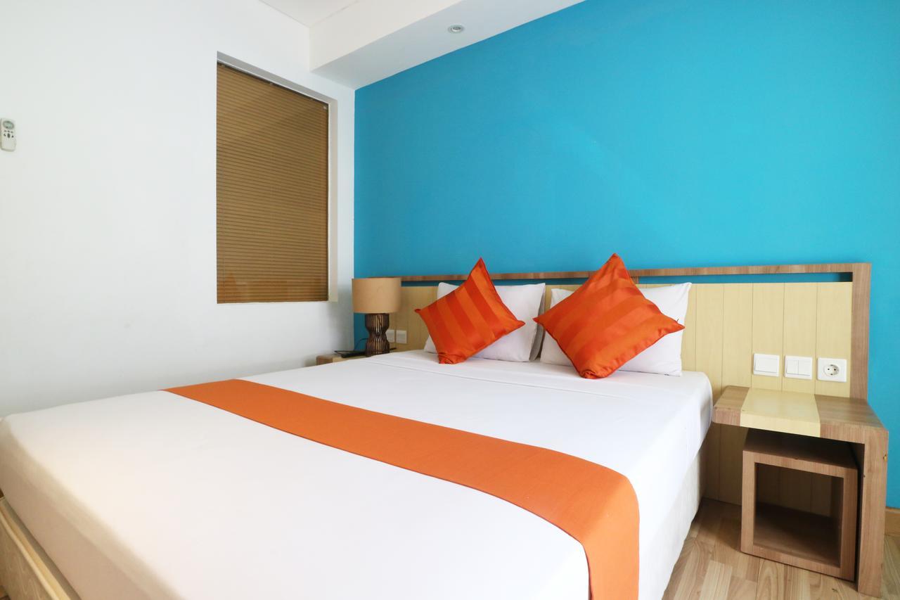 Santosa City Hotel デンパサール エクステリア 写真