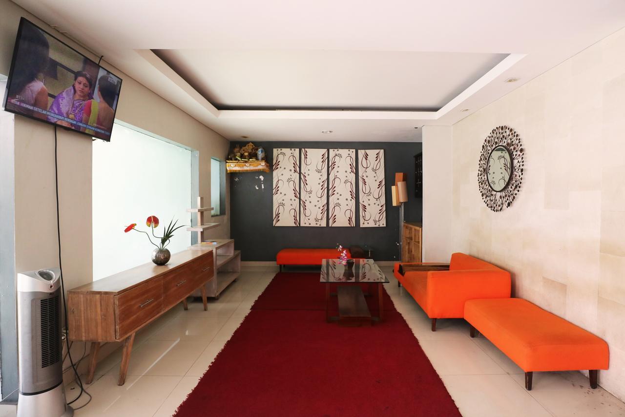 Santosa City Hotel デンパサール エクステリア 写真
